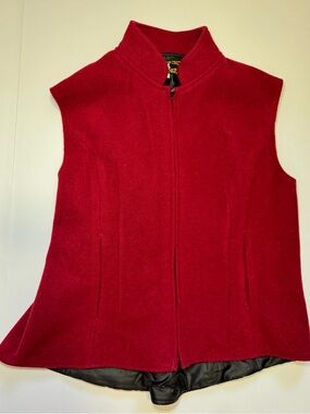 Wyoming Traders Western Ranch cowgirl zip vest made of 100% wool XL